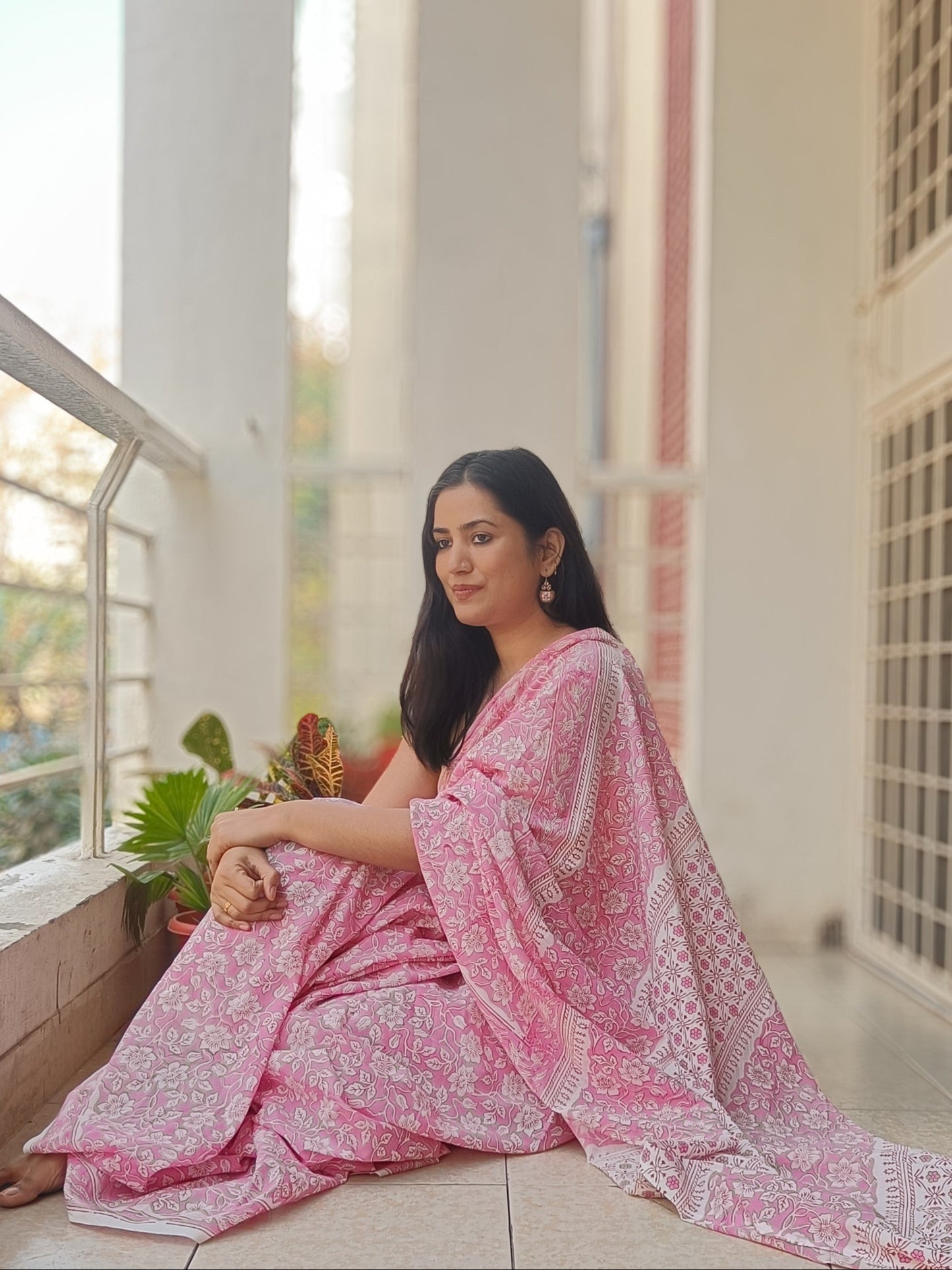 Rosy Bloom handprinted floral motif saree in Mulmul cotton, available at Phulwari Bazaar.