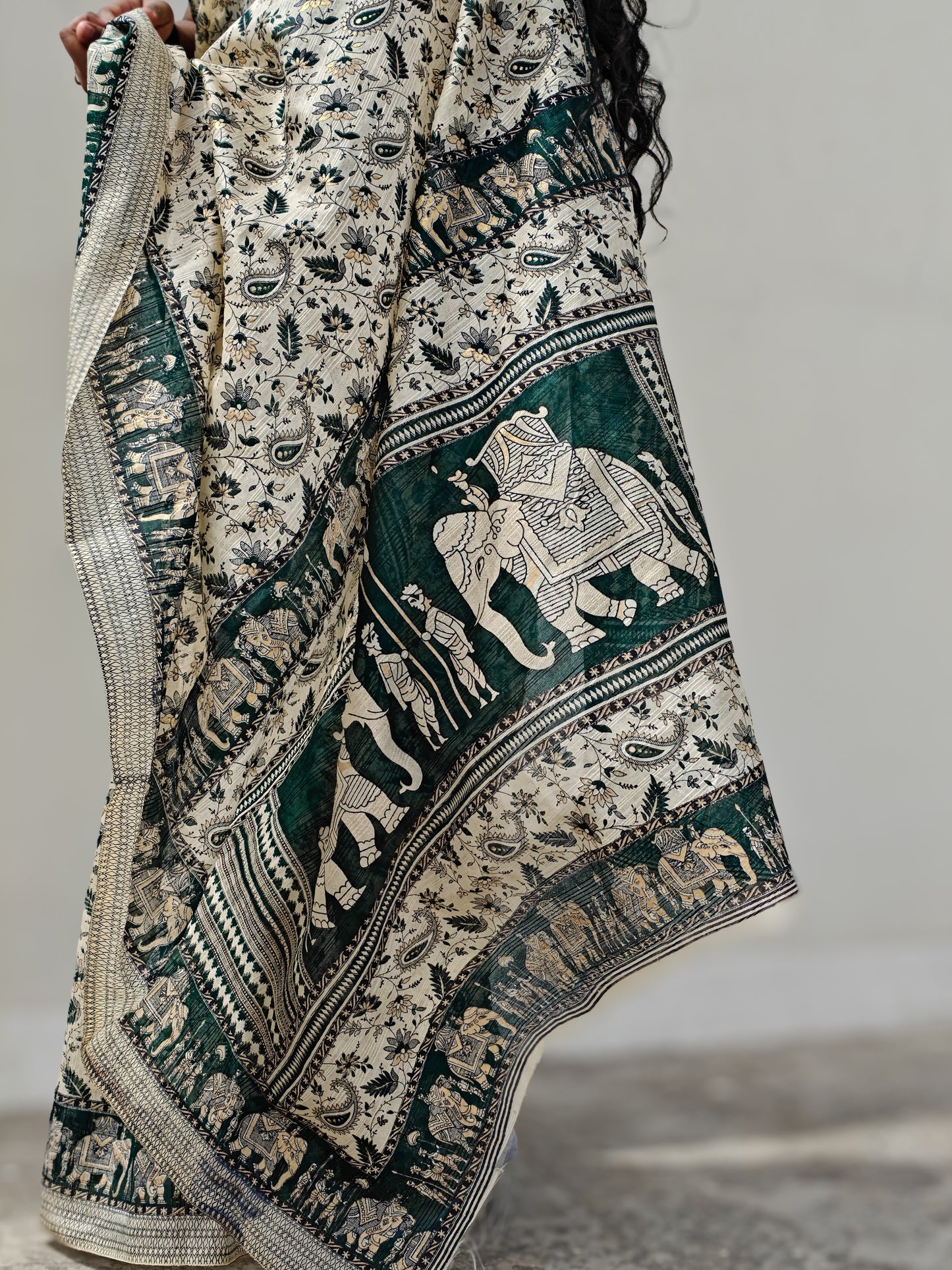 Handloom Tarini saree showcasing its soothing white and green hues with elephant border and bamboo silk texture| Phulwari Bazaar| White Saree