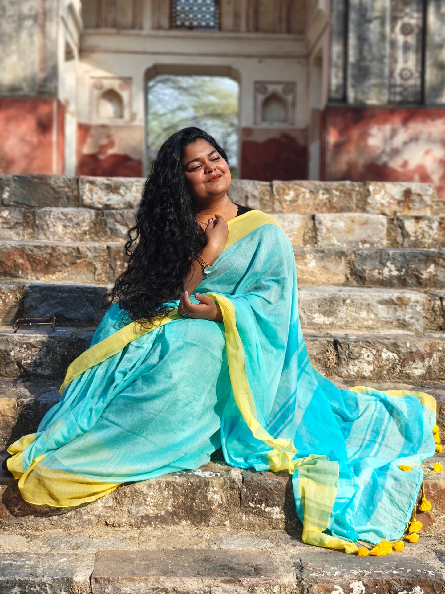 Blue and yellow mulmul cotton saree with self-striped pallu – soft and airy. Phulwari Bazaar| Phulwari Bazar