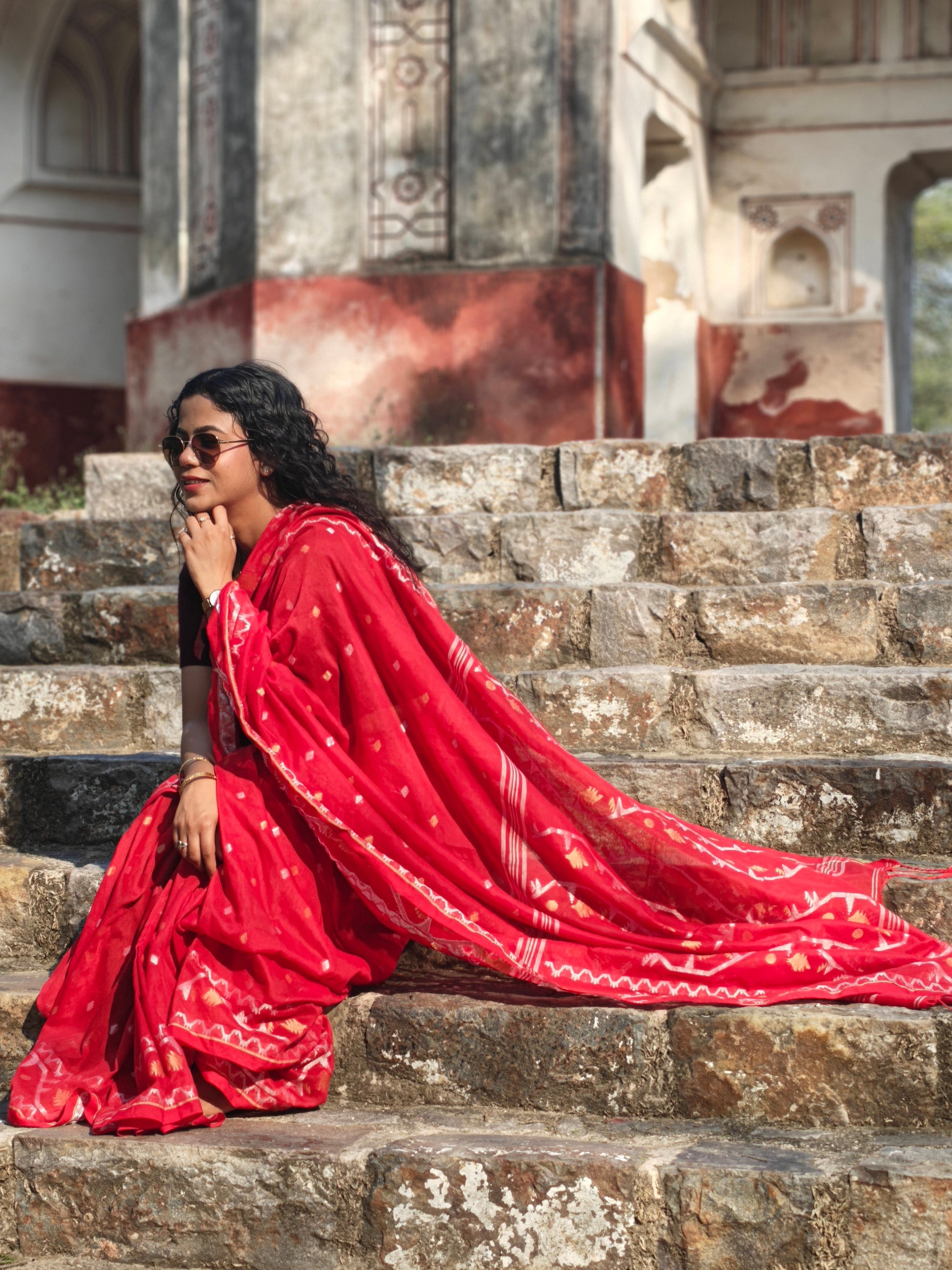 Soft cotton Jamdani saree with zari pallu – perfect for pujas and festive wear. Phulwari Bazaar| Phulwari Bazar
