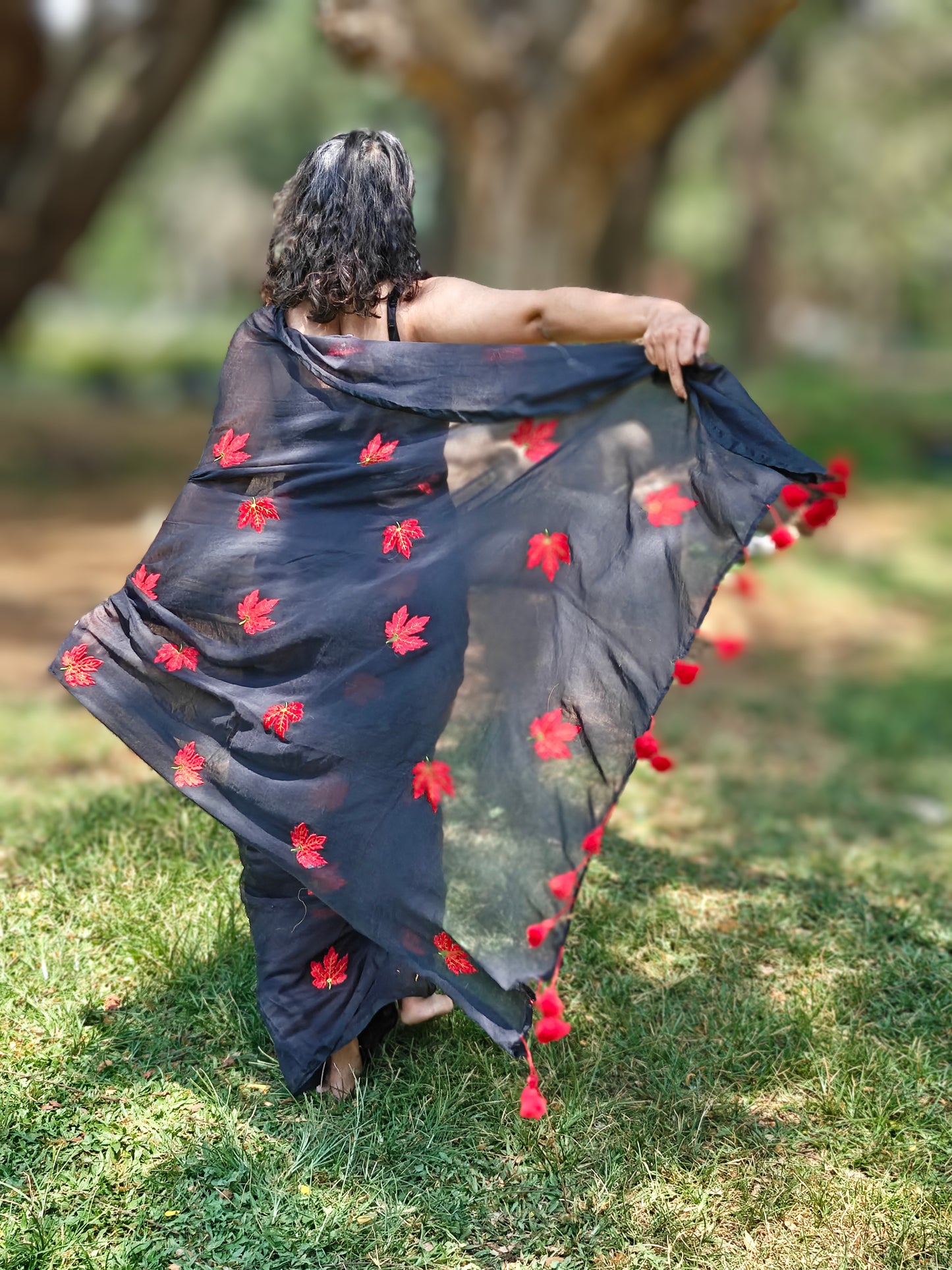 Bengali cotton saree with tassels and nature-inspired detailing from Phulwari Bazaar