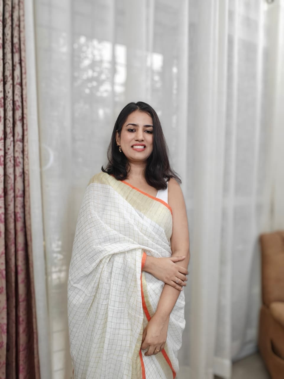 Saanvi| Off White Handloom Linen Saree
