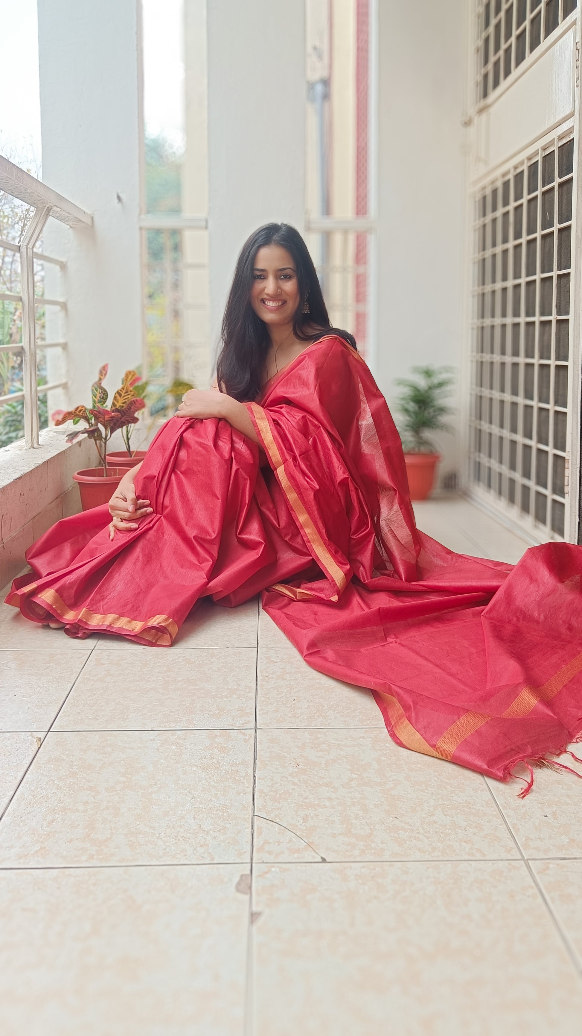 Soft Chanderi cotton silk fabric of Cherry Bomb saree with intricate gold zari work on the border and pallu, exclusively at Phulwari Bazaar