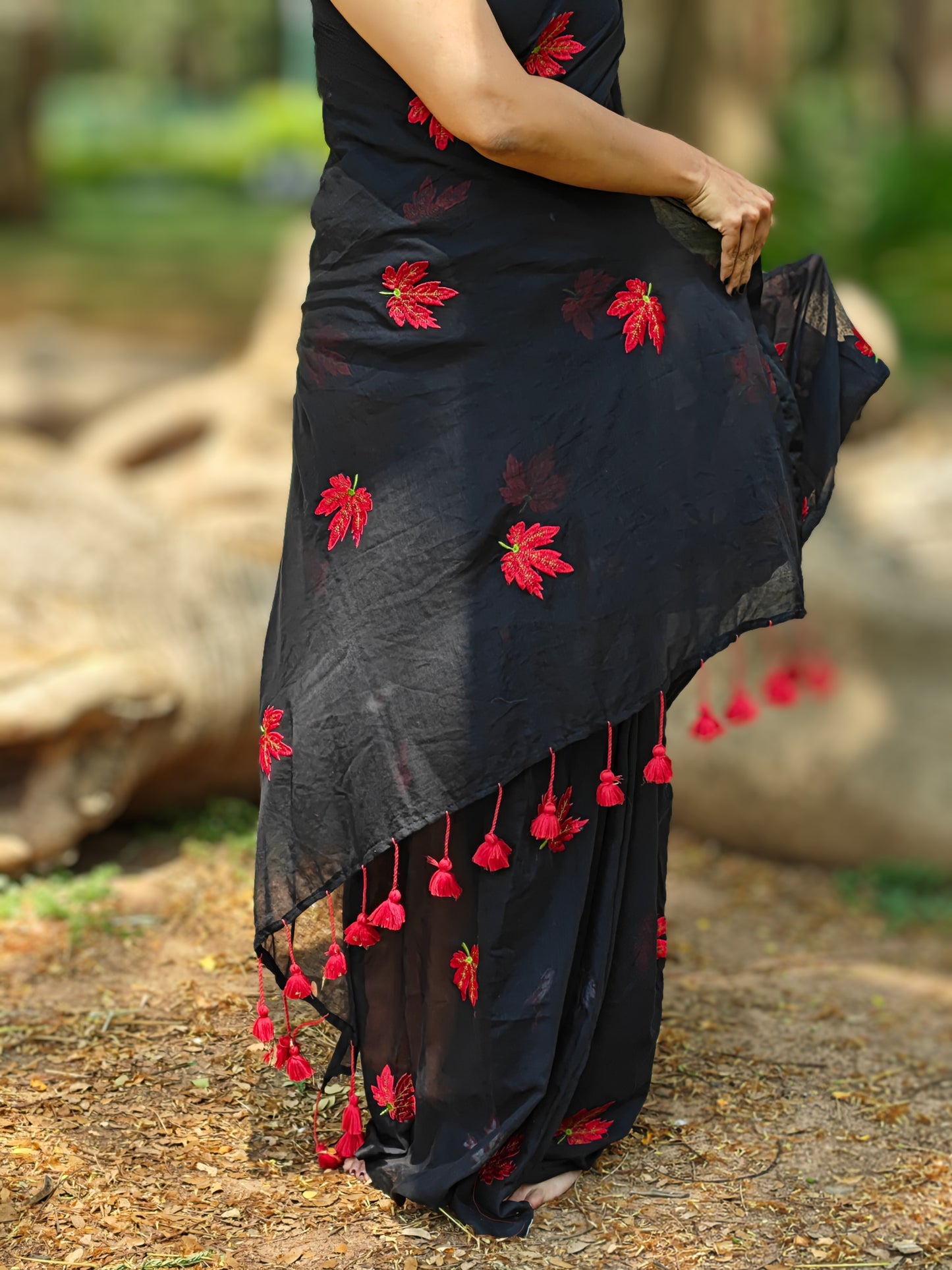 Koyal| Black & Red Embroidery Mulmul Saree