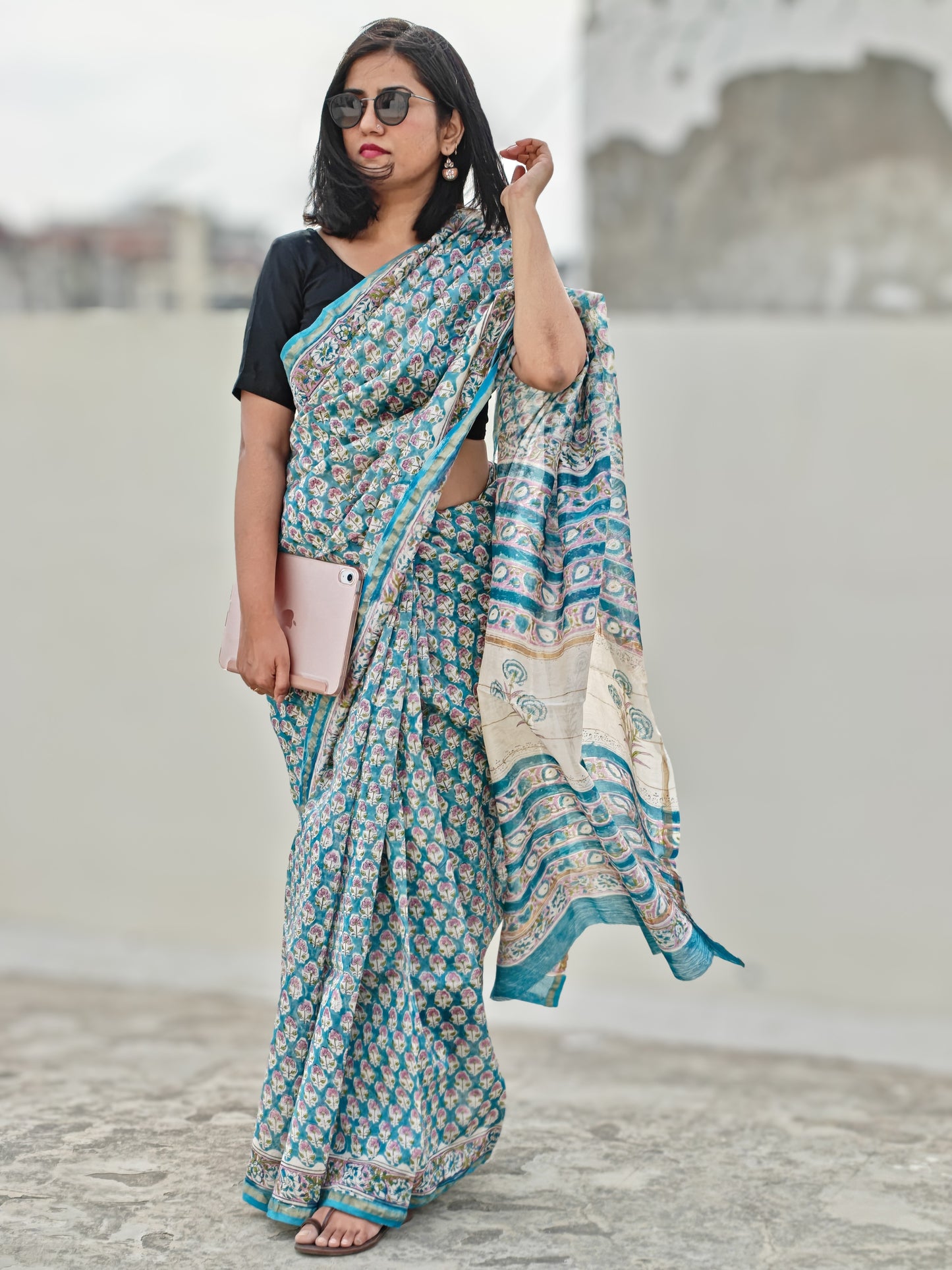 Neera| Turquoise and White Handblock Pure Chanderi Silk Saree